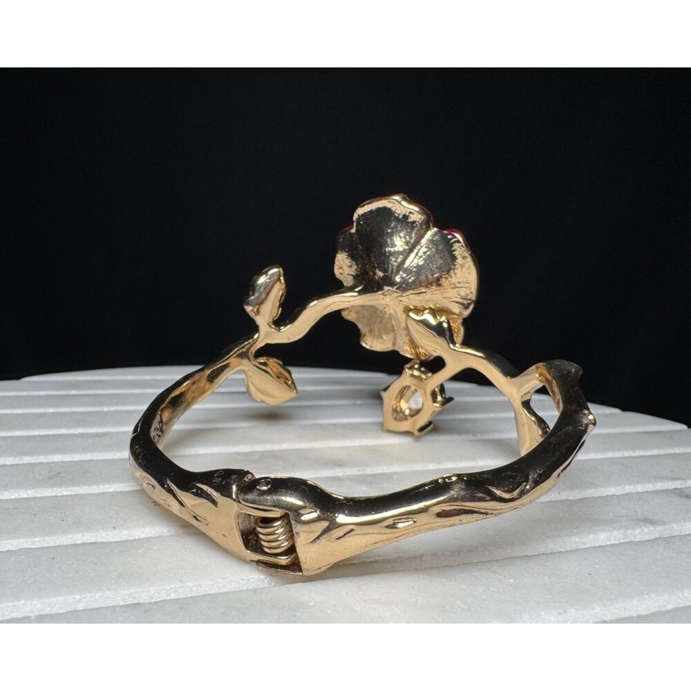 Betsey Johnson Rose Vine Bling Goldtone Hinged Bangle Bracelet - Picture 3 of 9